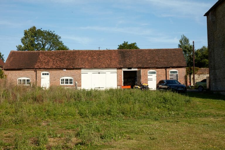 Country House Kent image 32