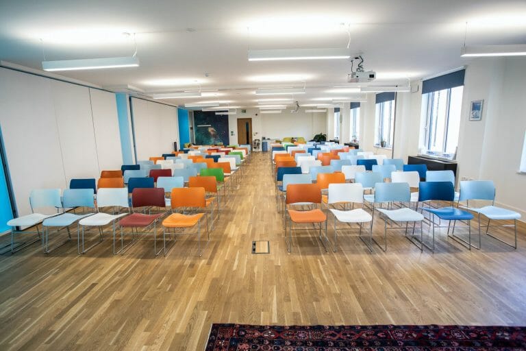 Modern Office in Spitalfields image 4