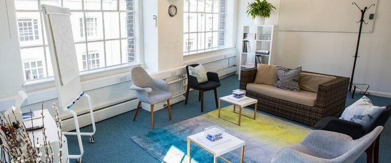 Modern Office in St Pancras image 6