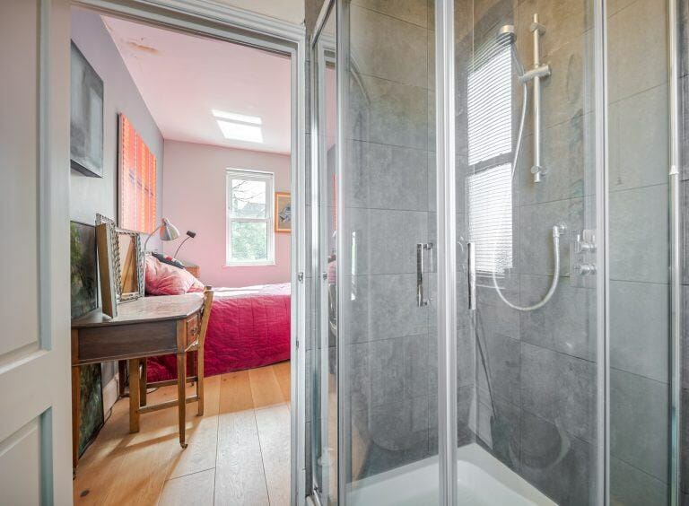 Lime & Pink Streatham image 35