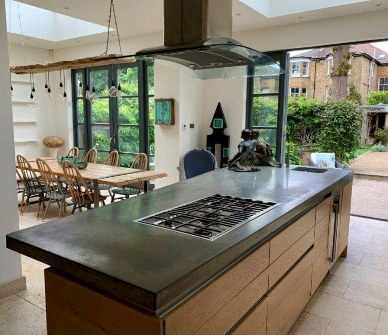 Stylish Streatham House image 1