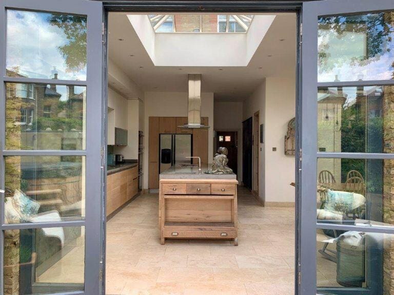 Stylish Streatham House image 10