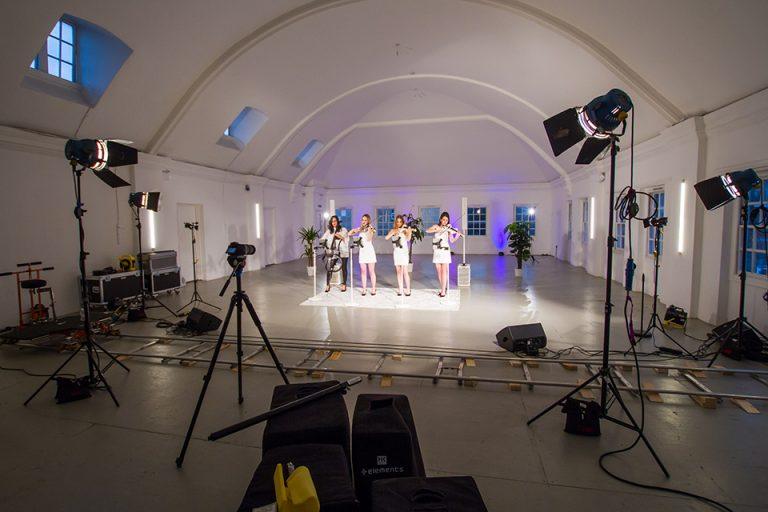White Clapton Studio image 8