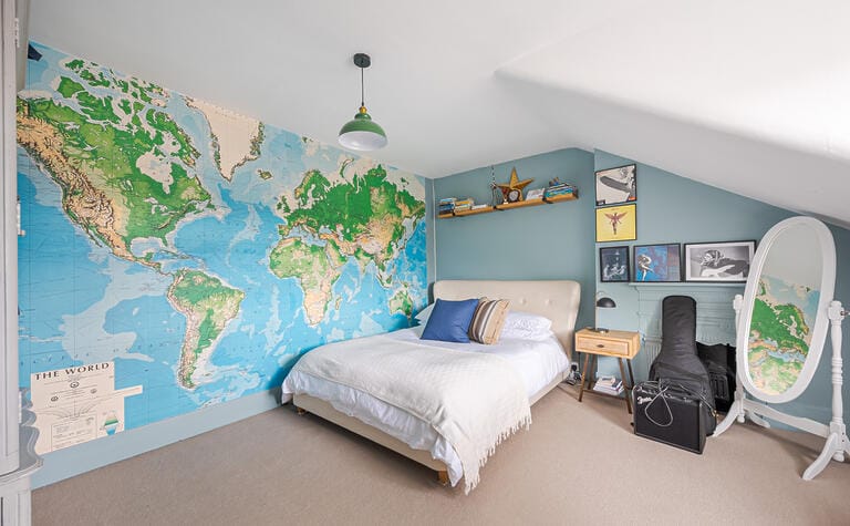 Victorian Family Home image 32