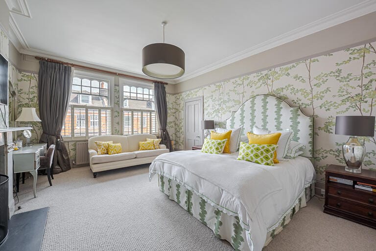 Victorian Family Home image 30