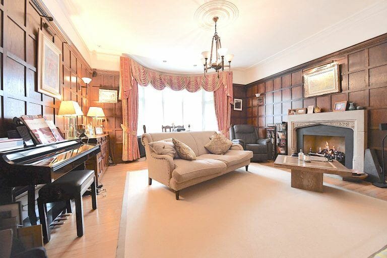 Mill Hill Family Home image 11