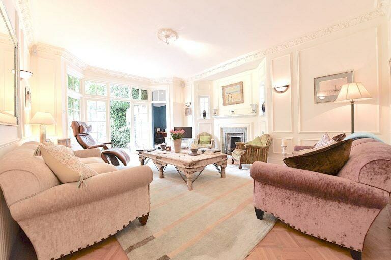 Mill Hill Family Home image 6
