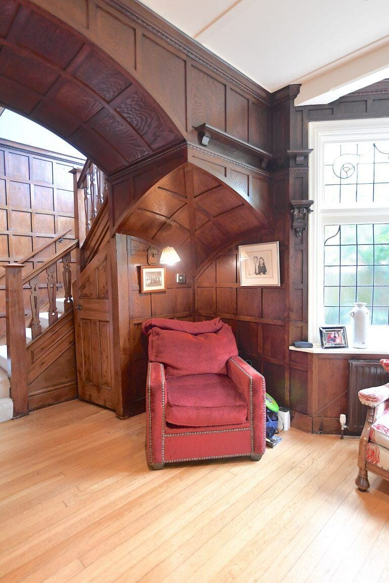 Mill Hill Family Home image 17