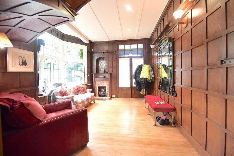 Mill Hill Family Home image 18