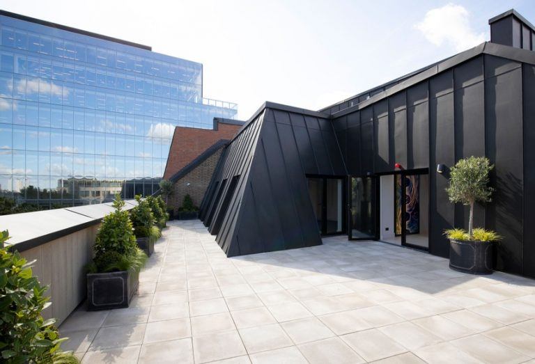 Contemporary Event Hall image 4