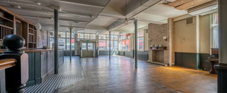 Empty Pub & Restaurant in Hammersmith image 5