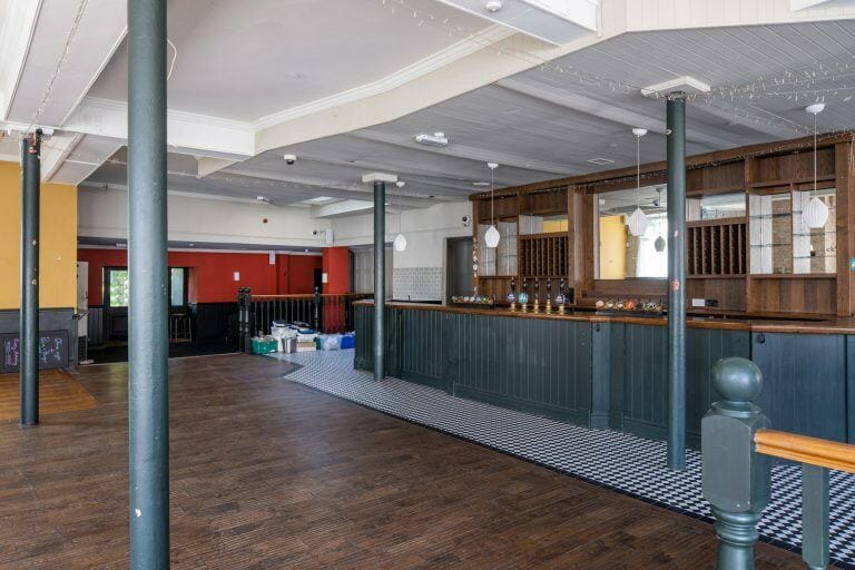 Empty Pub & Restaurant in Hammersmith image 6