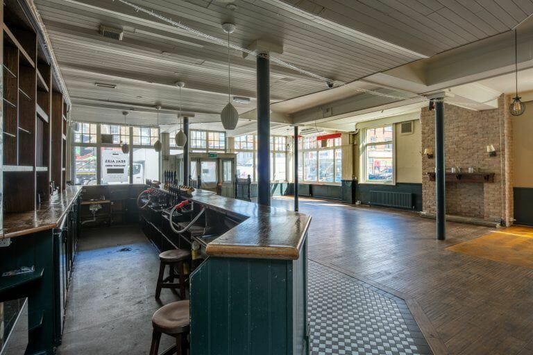 Empty Pub & Restaurant in Hammersmith image 11