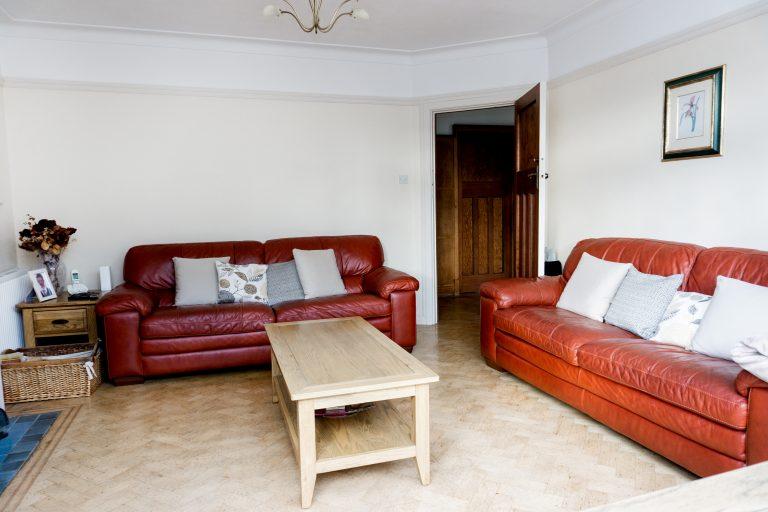 Detached Suburban Home image 4