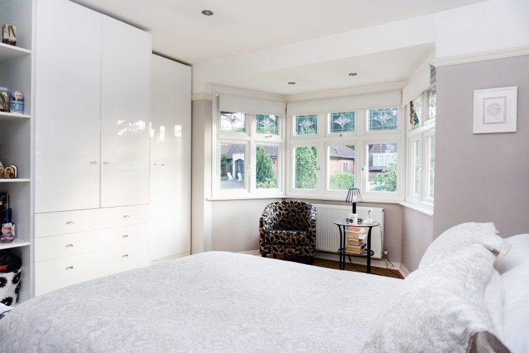 Detached Suburban Home image 32