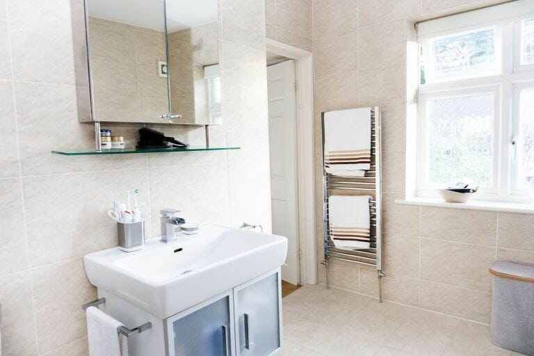 Detached Suburban Home image 35