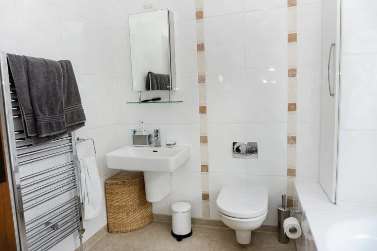 Detached Suburban Home image 40