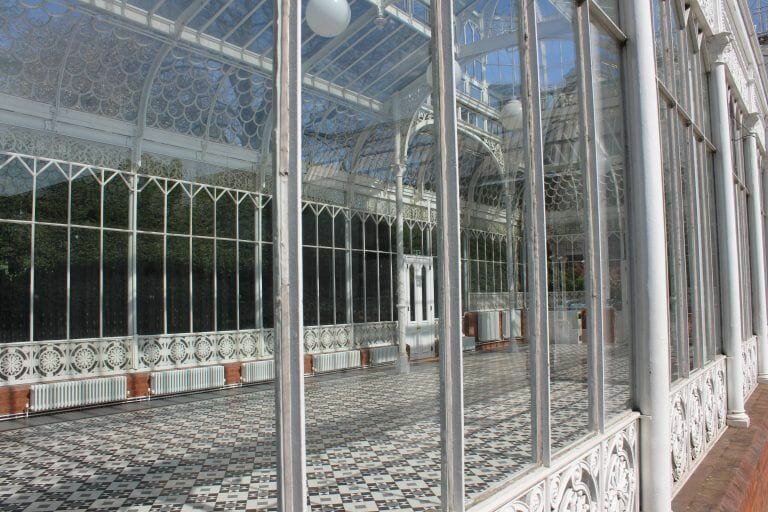 London Gallery with Gardens image 9