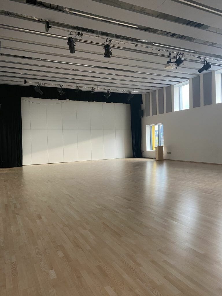 Modern Primary & Secondary School image 2
