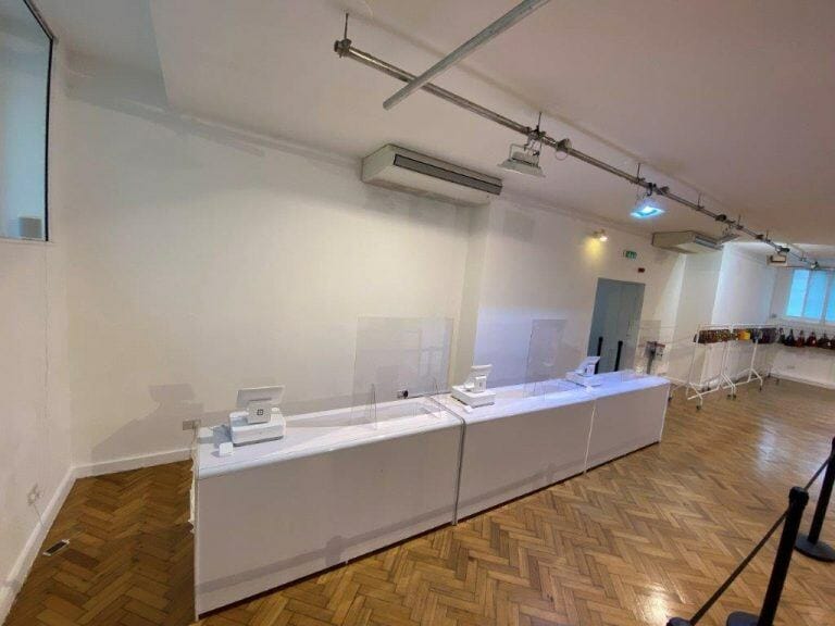 Versatile Mayfair Studio image 6