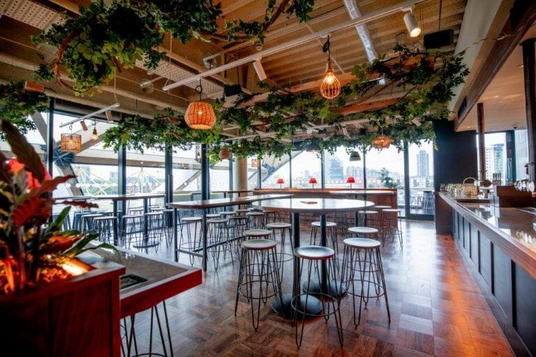 Botanical Bar in Canary Wharf image 6