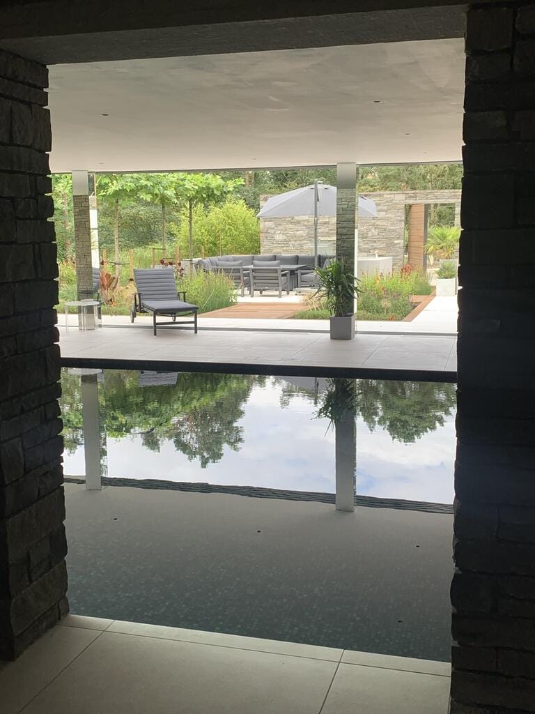 Surrey Hills Modern Home with Poolhouse image 54