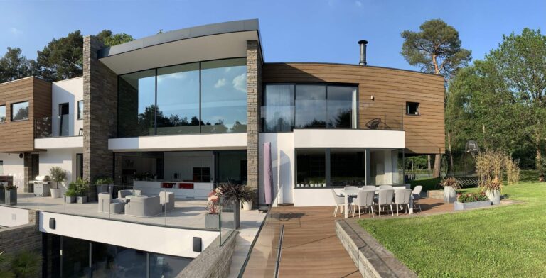 Surrey Hills Modern Home with Poolhouse image 5