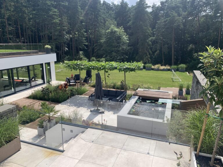 Surrey Hills Modern Home with Poolhouse image 53