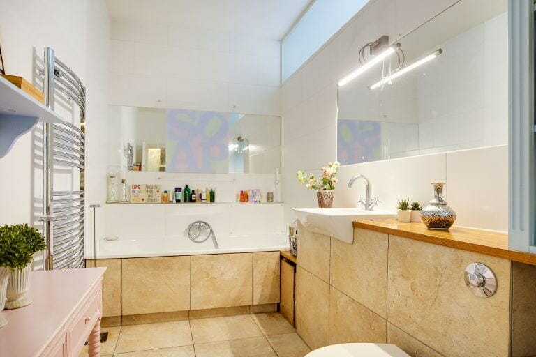 Greenham N10 image 17