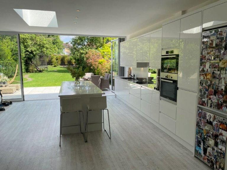 Open plan Clapham home image 8