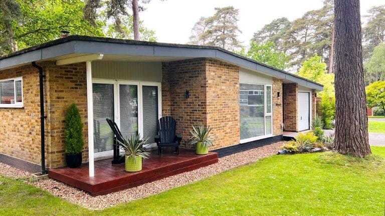 American Style 60’s Bungalow image 25