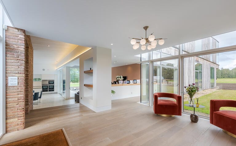 Californian Style in Surrey image 8