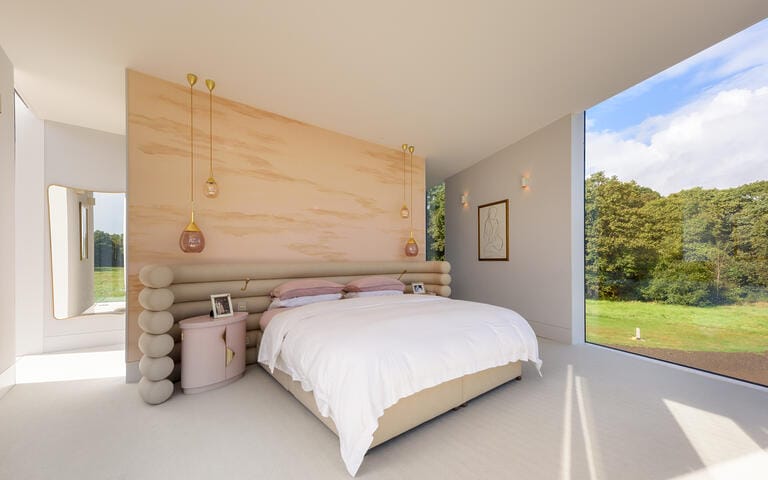 Californian Style in Surrey image 69