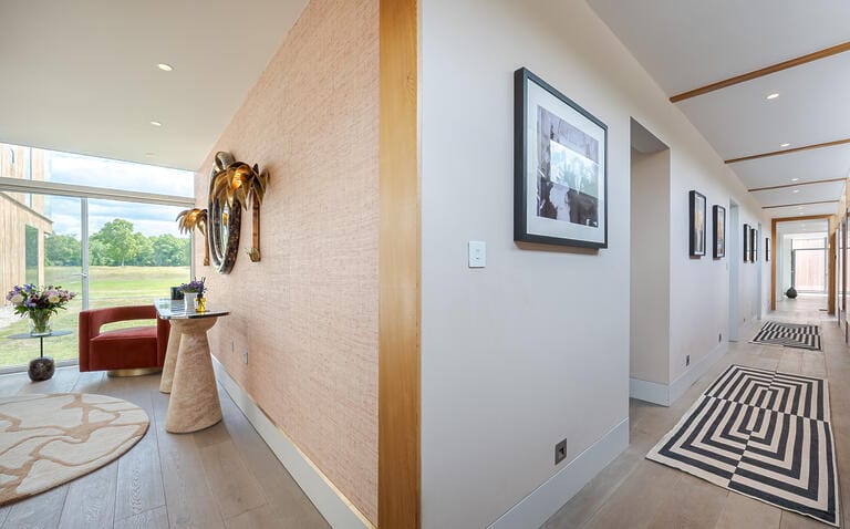 Californian Style in Surrey image 19