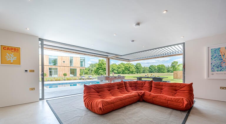 Californian Style in Surrey image 17