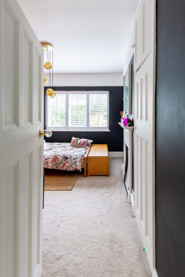 Semi-Detached Streatham Home image 32