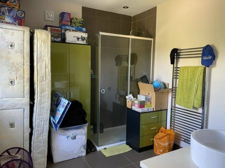 Spacious Family Home image 32