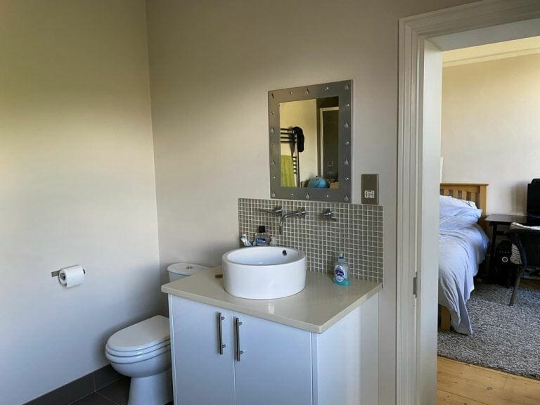 Spacious Family Home image 29