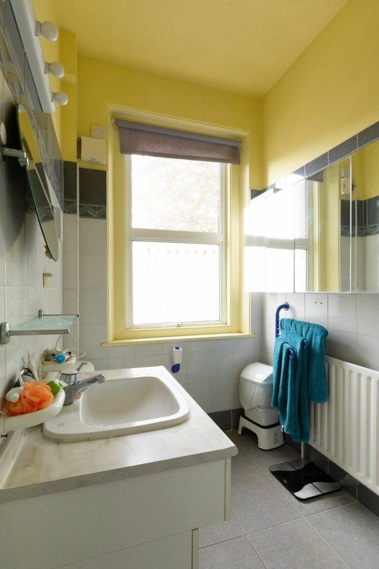 Large Detached Victorian Home image 28
