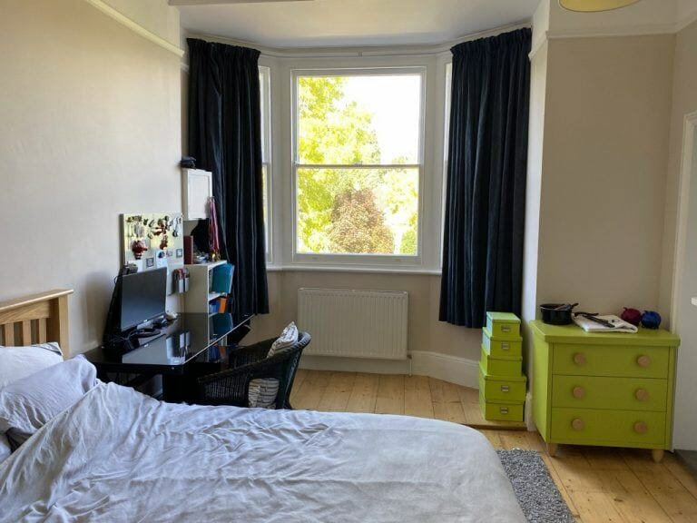 Spacious Family Home image 14