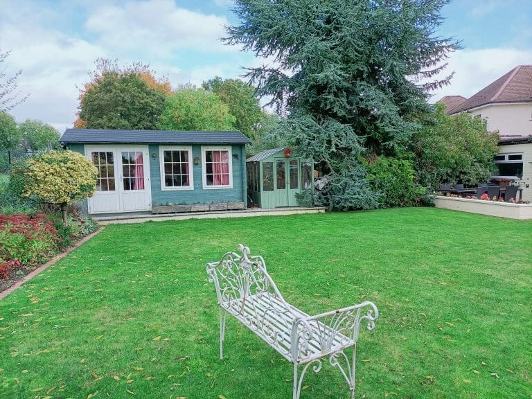 Detached Cul De Sac Home image 20