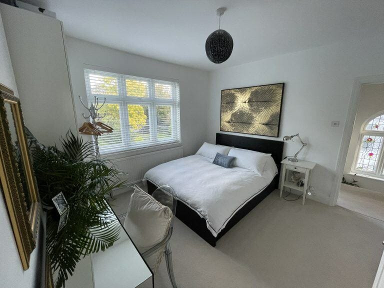 Open plan Clapham home image 12