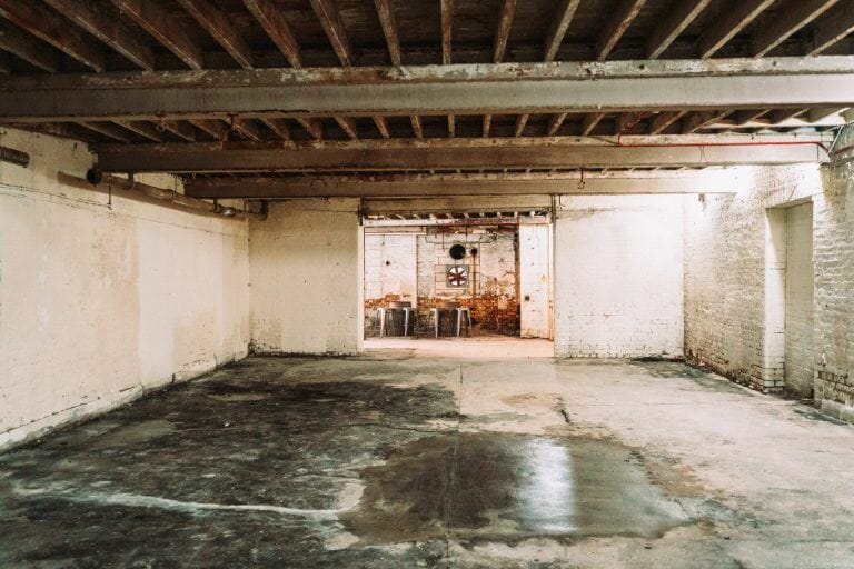 Former Industrial Laundrette image 16
