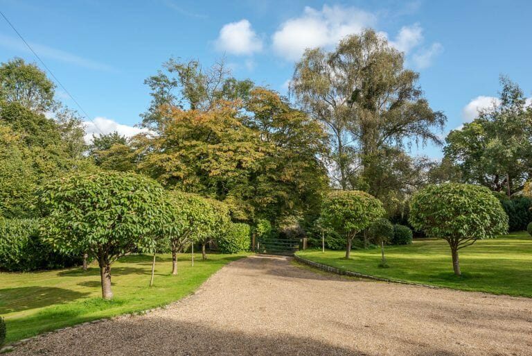 Countryside Family Home image 33
