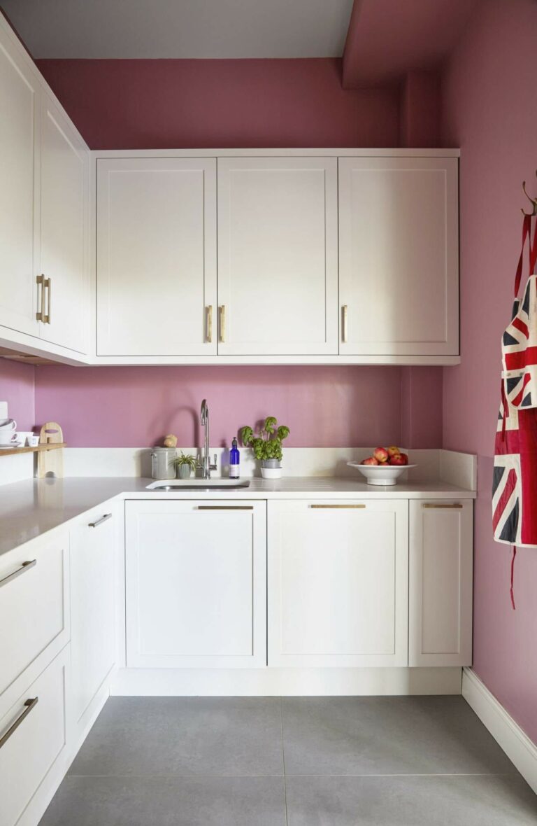 Substantial Victorian Home image 18