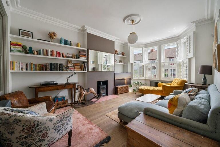 Liddell Gardens Family Home image 12