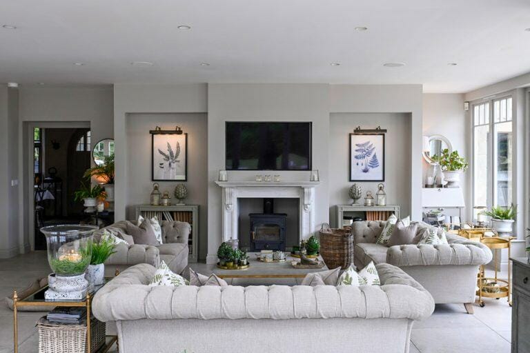 Stunning Manor House with Pool image 16