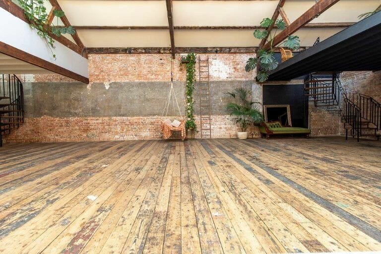 Hackney Warehouse image 1