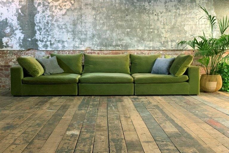 Hackney Warehouse image 12