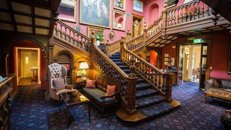 Beautiful Regal Queen Anne mansion image 18